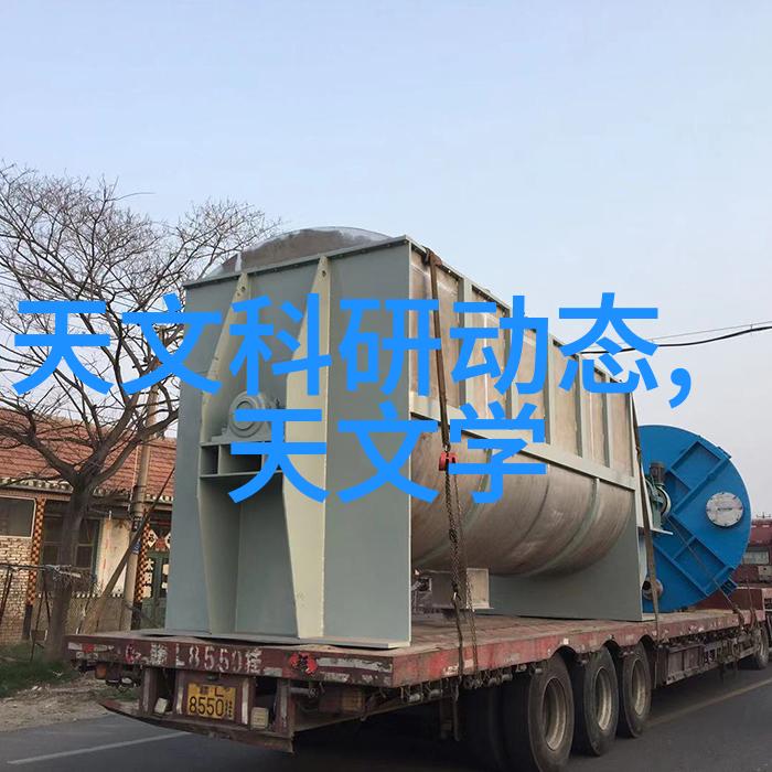 书桌高度静谧的工作伙伴