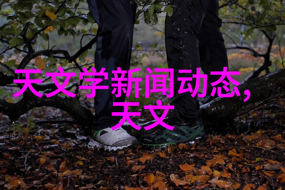 家居装修-玻璃雨棚轻盈的天空下方